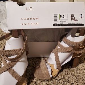 Beautiful NEW sandles